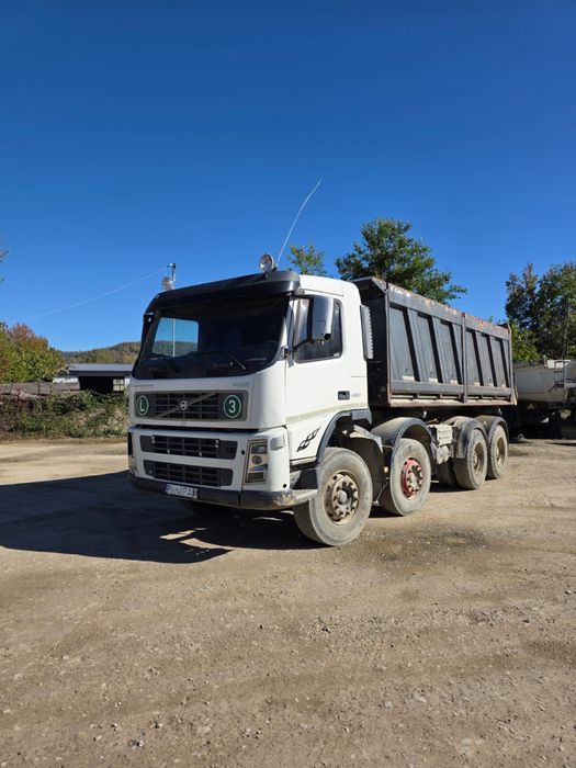 Volvo FM9 8x4 ..