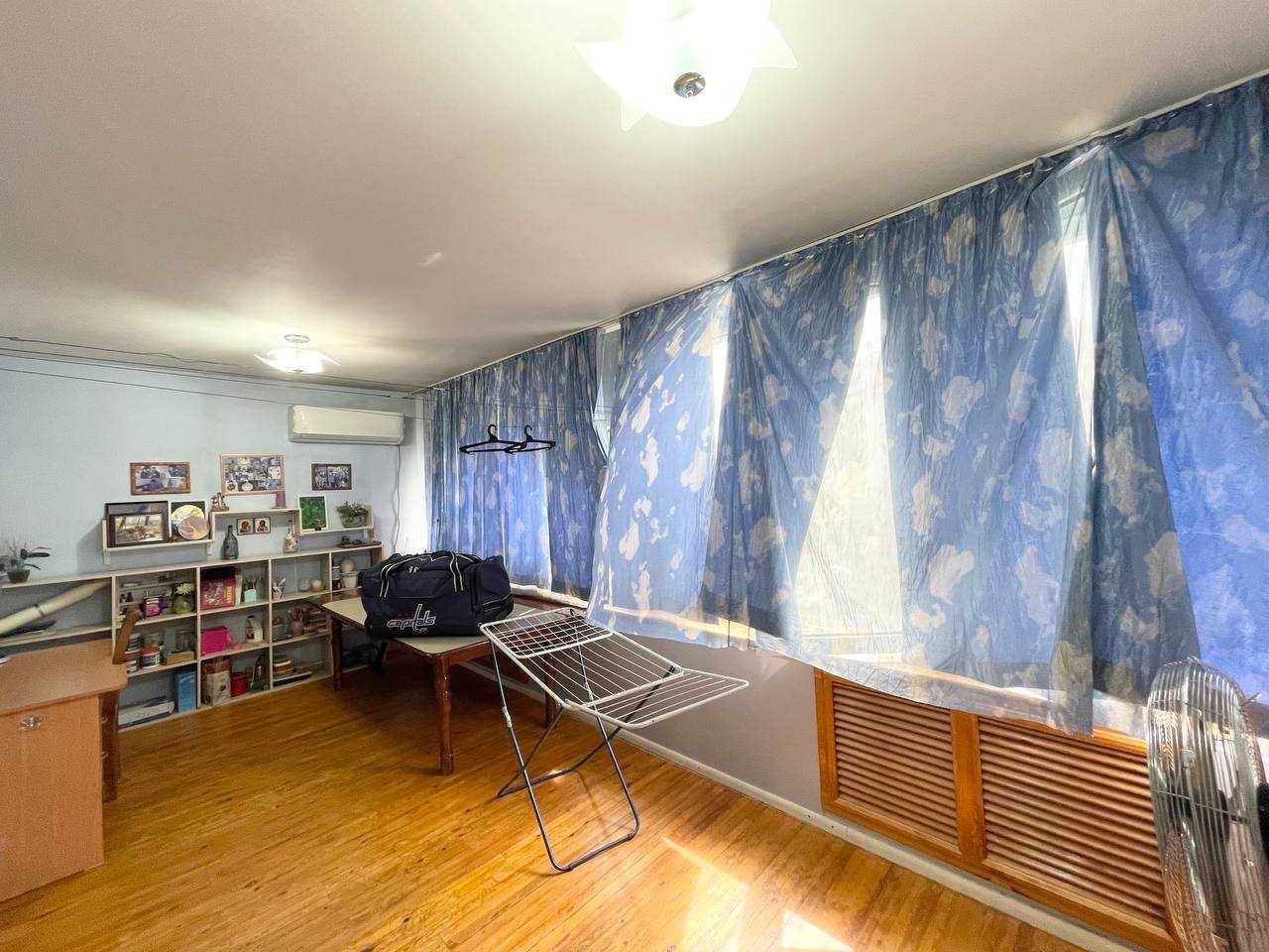ул.Ойбек Госпитальный МЦ Шох банковская 4-комн 4/9 174 м² чистая