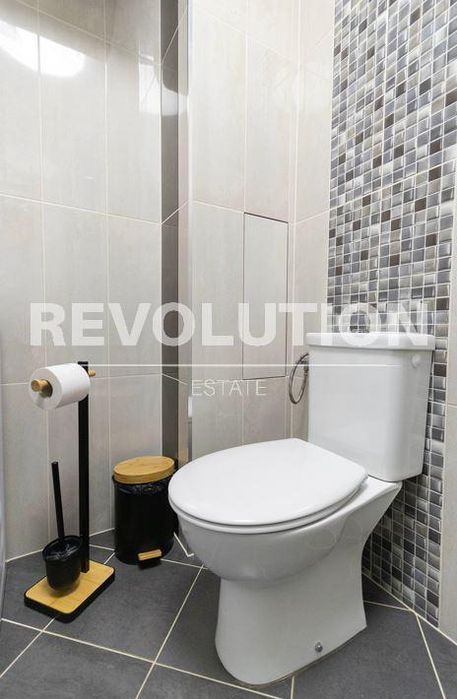 Дава се под наем Двустаен апартамент в Варна, Център - 73 кв.м за 800 € - Снимка #6
