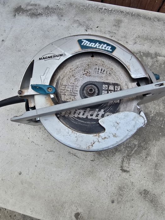 Makita 5008MG Fierastrau Circular 
            Circular manual