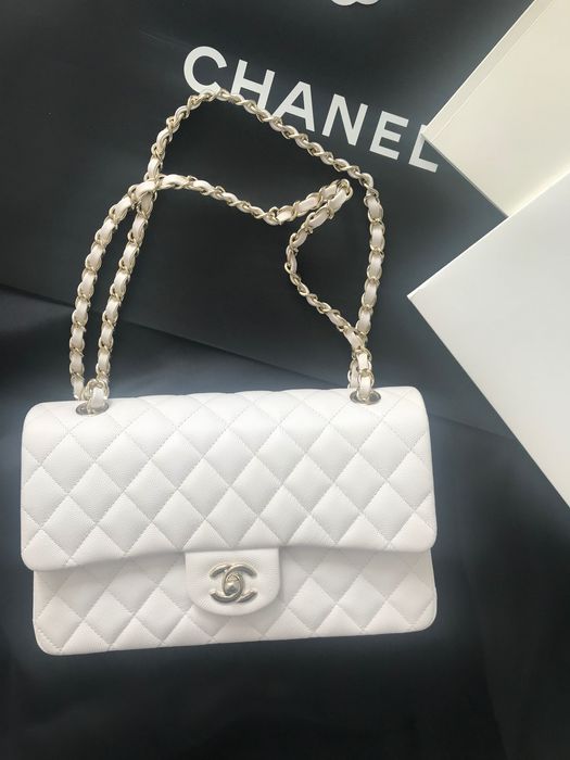 Chanel класическа чанта