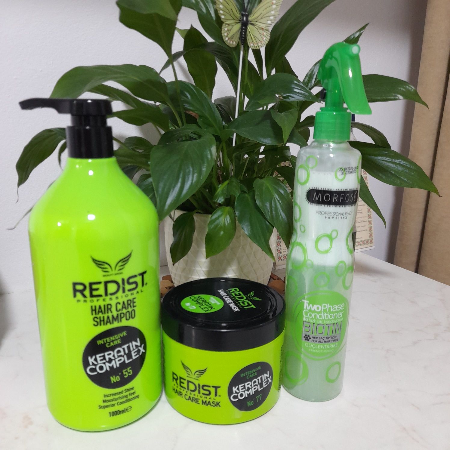 Kit redist cu keratina +balsam bifazic Morfose cu biotina