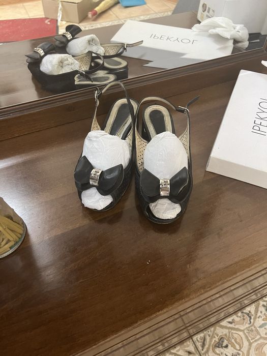 Продам  туфли  Италия отдам 5000