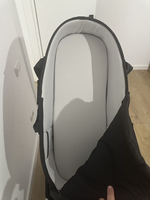 Carucior premium Thule Shine