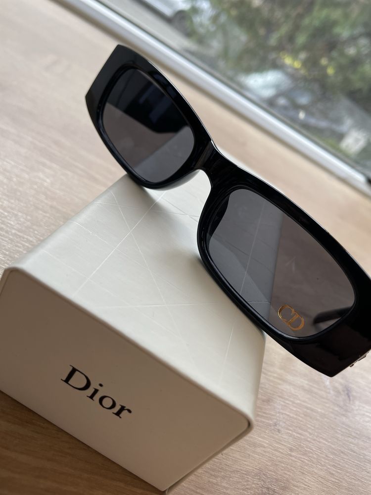 Ochelari de soare Christian Dior