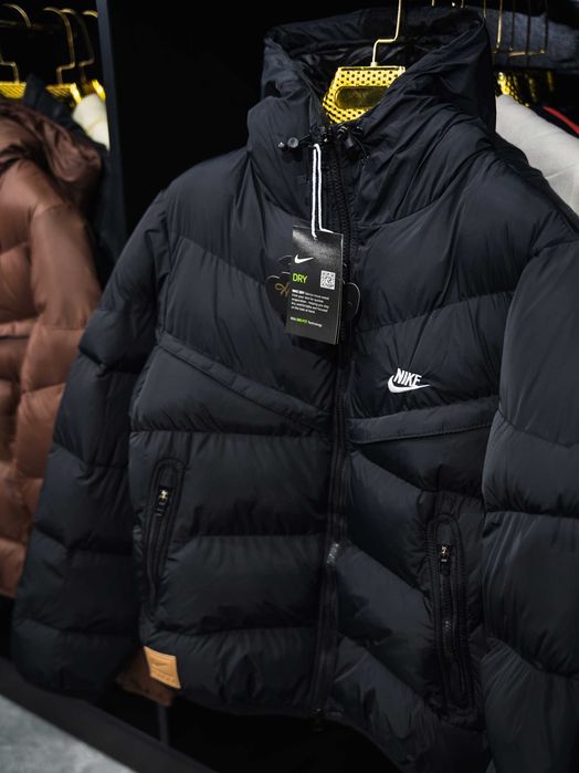 Зимние куртки Nike (M, L, XL, 2XL)