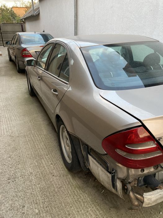Mercedes e class w211