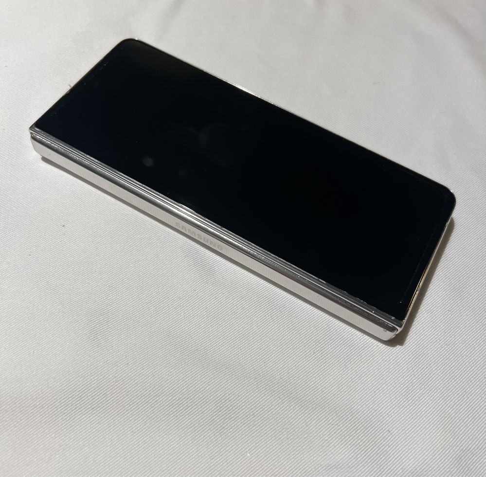Samsung Galaxy Z Fold 5, в Гаранция