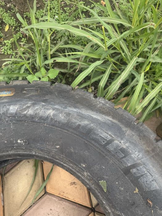 Anvelope camion cap tractor spate