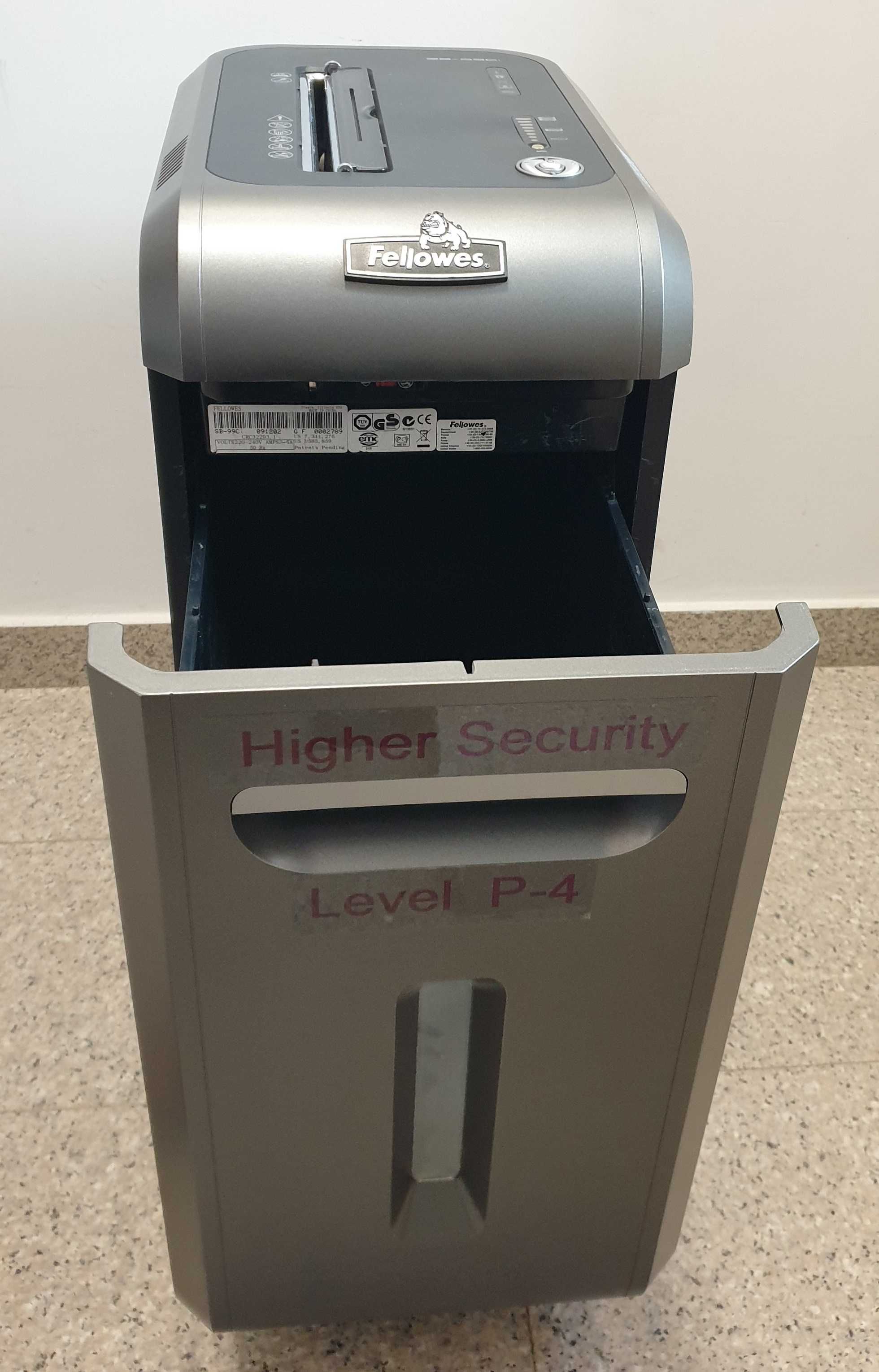 Distrugator Documente Shredder Fellowes 99Ci si masina de numarat bani