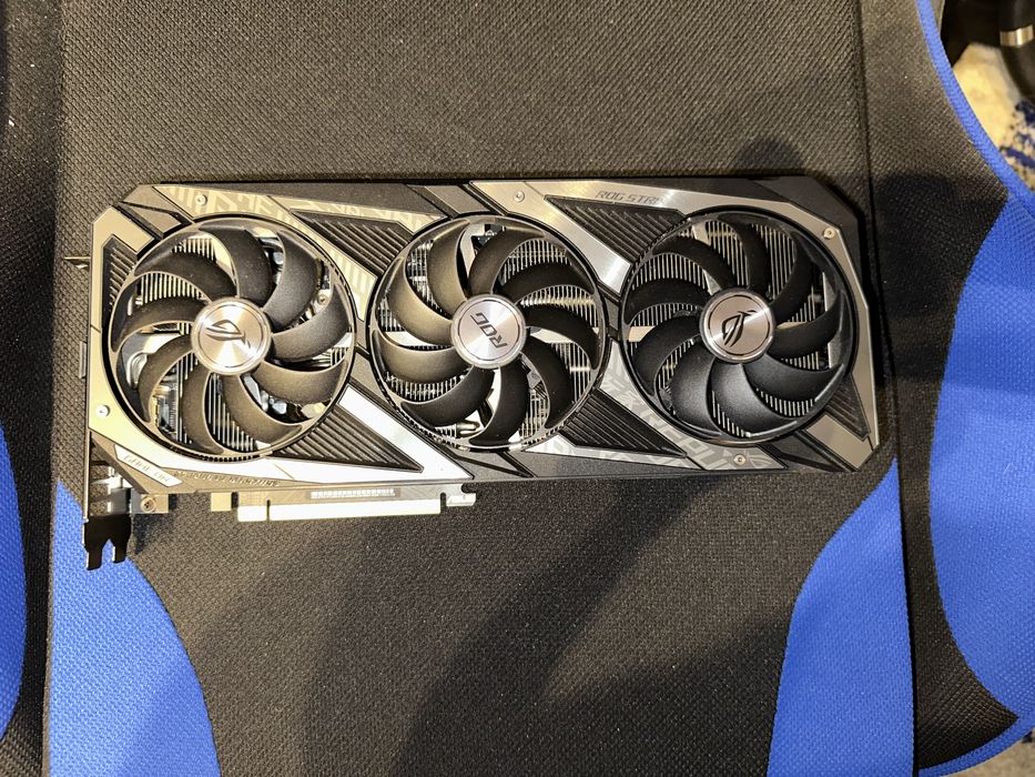 Placa video Rtx 3060 v2 lhr 12 Gb 192 biti