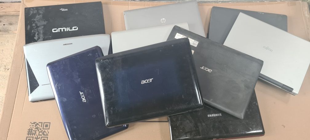 Vând telefoane,laptopuri pentru piese de schimb