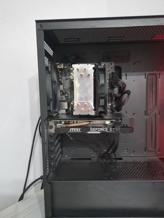 PC -> i5 10400F + GTX 1660 Super in stare perfecta + mentenanță anuala