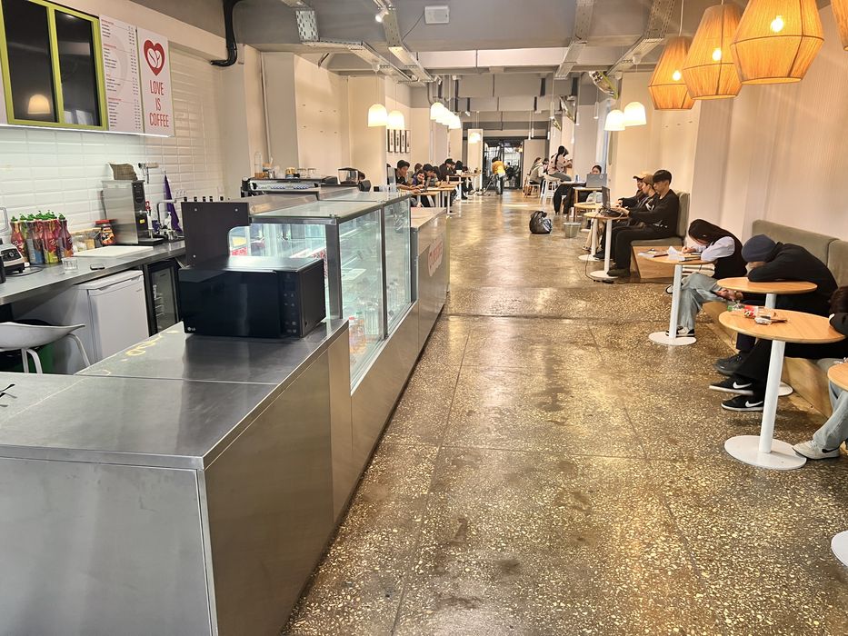 Продаетс готовая к работе кофейняя точка в отличной локаций (универе )