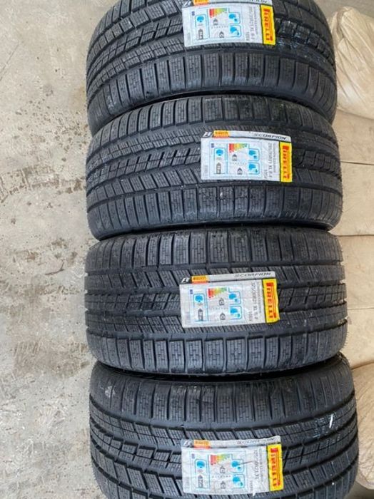 vand set anvelope 285/35/21-325/30/21 pirelli runflat de iarnă noi