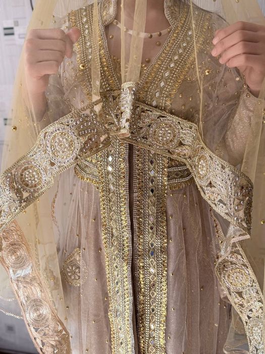 Кизлар келинлар учун ансамбль