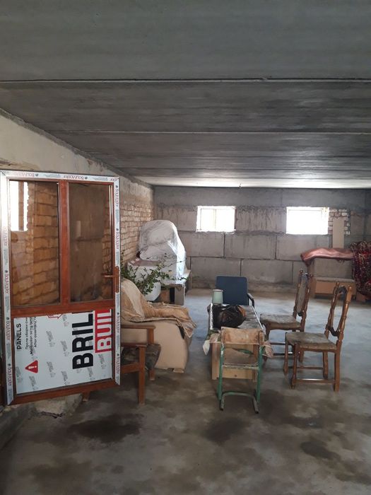 Yangi hovli srochniy sotiladi