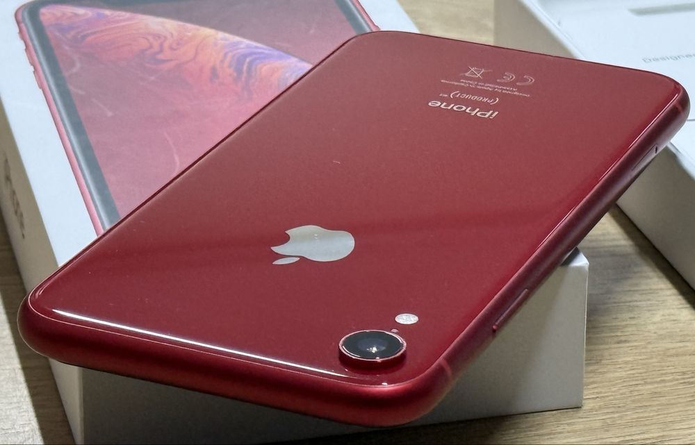 Iphone XR 64GB Red - Като Нов!!