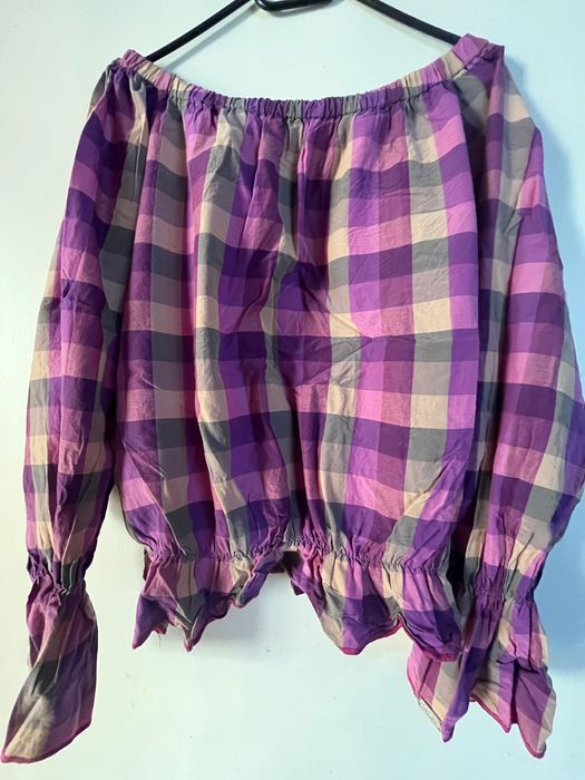 Дамска риза  STELAразмер S-M с изрязан гръб