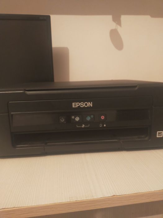 Плинтер EPSON l222