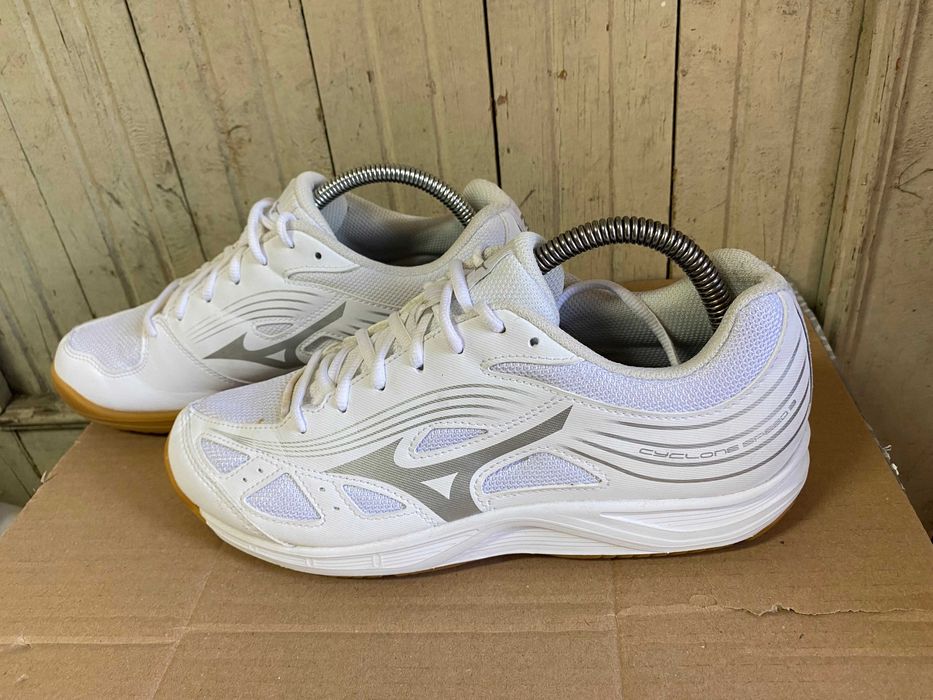 ''Mizuno Cyclone Speed 3''оригинални маратонки 42.5 номер