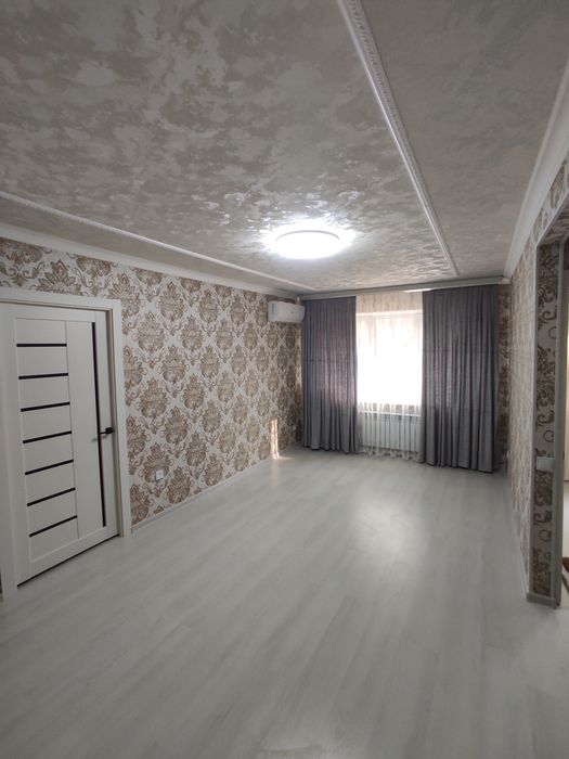 Квартира сотилади