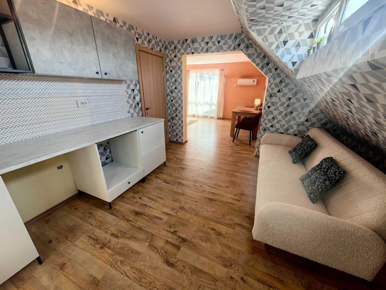 Продава се Двустаен апартамент в Несебър - 54 кв.м за 1112 €/кв.м - Снимка #7