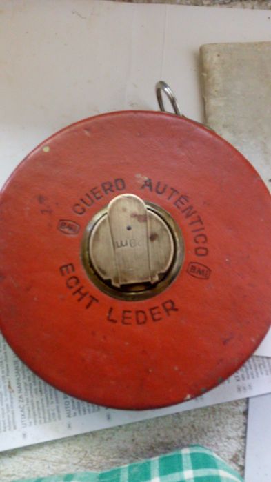 Ruleta vintange BMI 20 metri lucrata in piele si alama