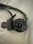 Sony Alpha ZV-E10 Camera Mirrorless pentru Vlogging 4K Kit