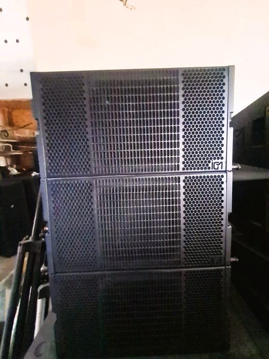 Line Array IG1 + 2 basi cu 4 difuzoare