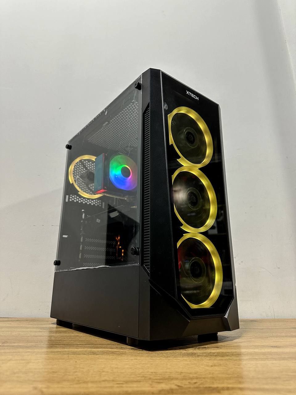 I3 10100 / RX 580 8gb / Ozu 16gb / Ssd 256gb