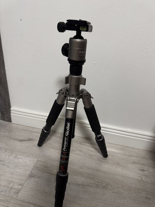Trepied fotopro ca nou