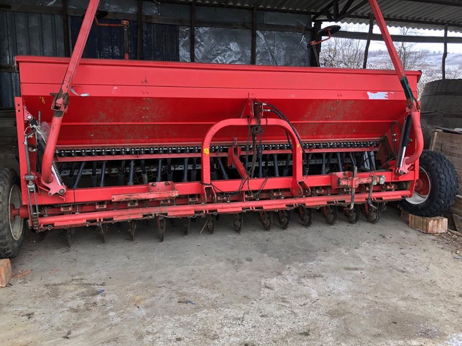 Semănătoare păioase cu discuri Maschio , Potinger