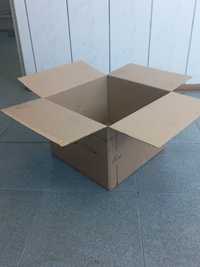 Коробка картонная трехслойная