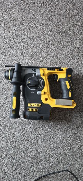 Dewalt ciocan dch 273