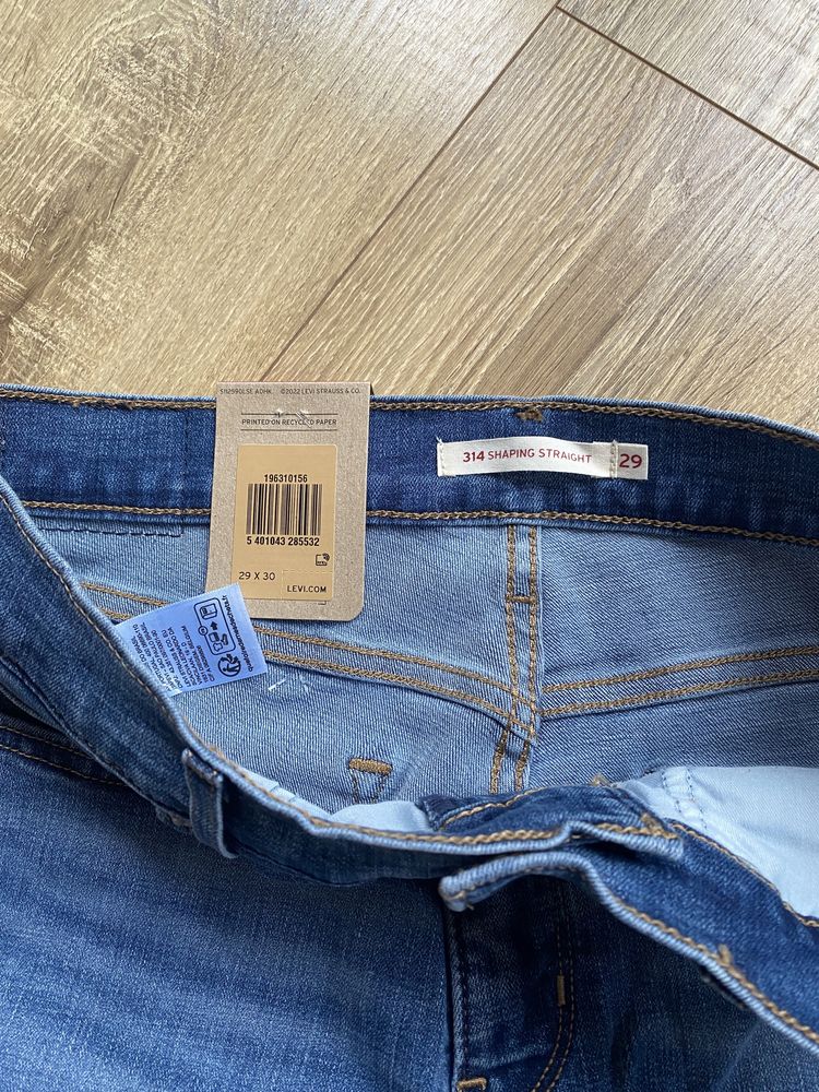 Blugi femei Levi’s 314