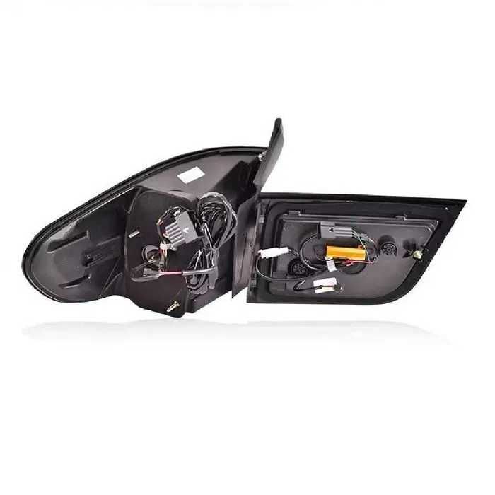 LED Стопове за BMW X5 F15 (2014–2018) – Опушени, динамични мигачи