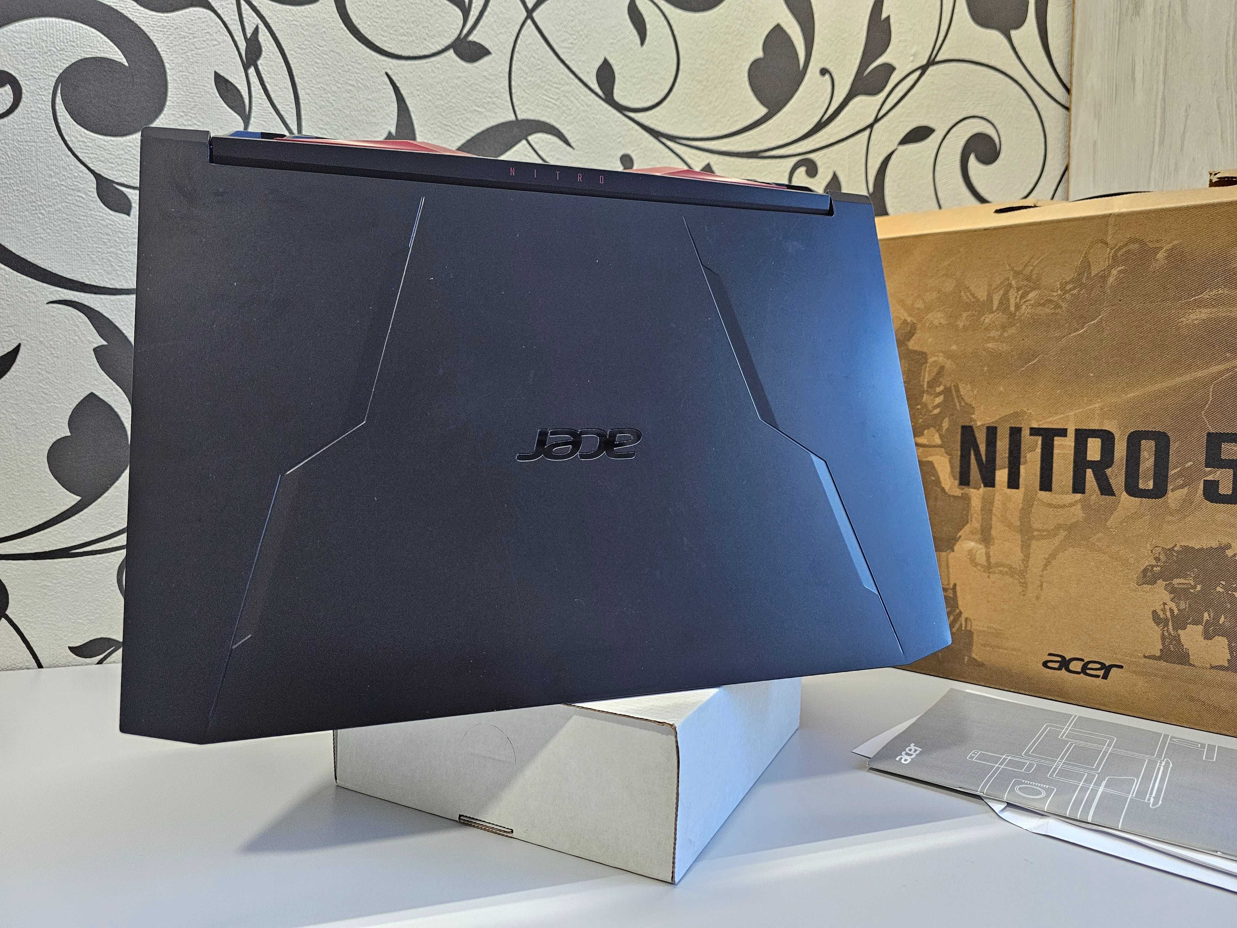 ПРОДАМ NITRO 5 Игровой Ноутбук Ryzen™ 5-5600H/8GB/512SSD/GTX1650/15.6"