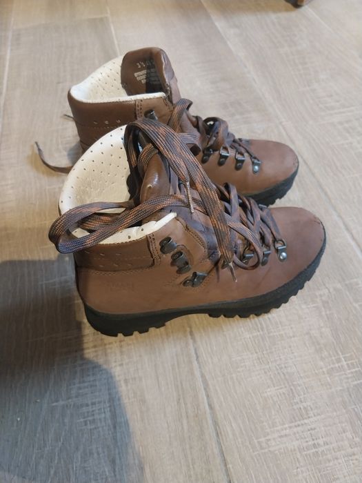 Ghete treking HanWag talpa Vibram