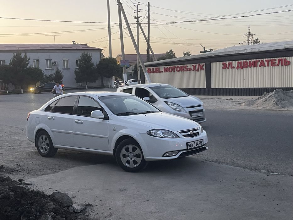 Lacetti Gentra 2020. 98,000 км юрган.  10600$