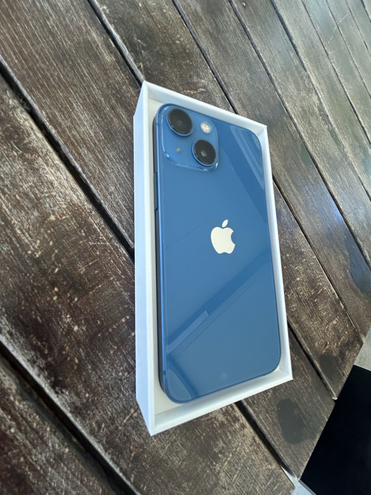 IPhone 13 mini перфектен