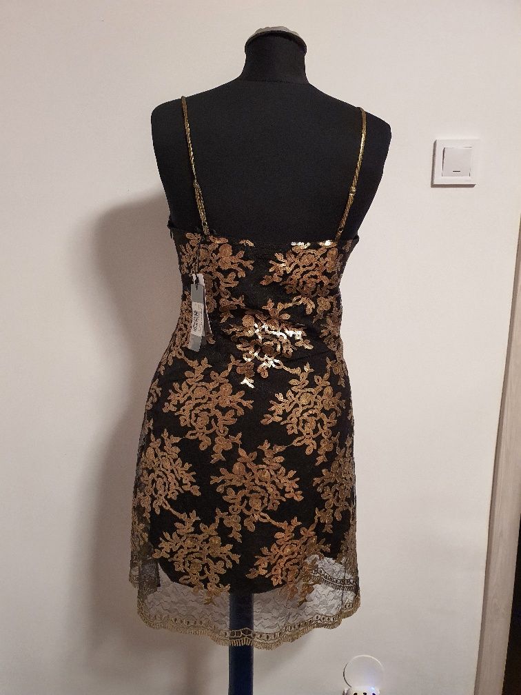 GUESS рокля с пайети