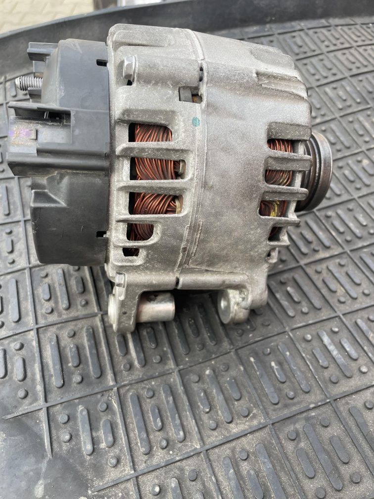 Alternator Vw Passat B7