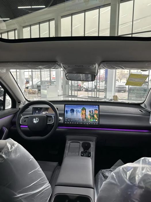 Leap motor C10 EV Smart Full 7500km с доп. опциями