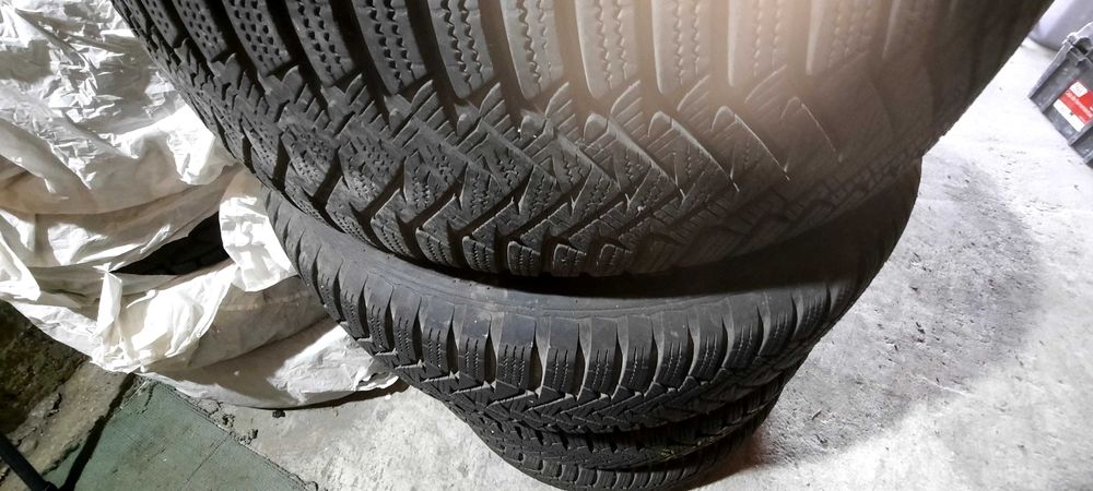 Зимни гуми Laufenn 215/60/17