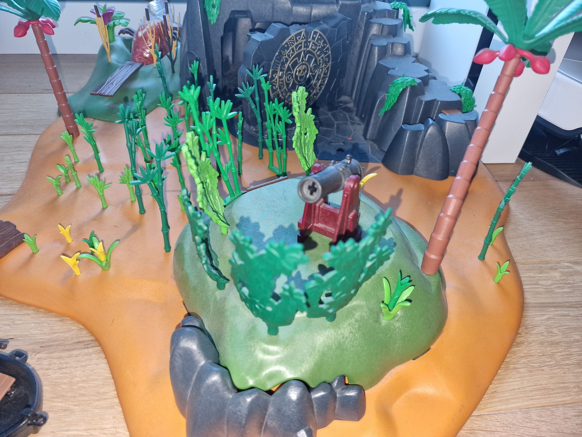 Playmobil огромен пиратски остров