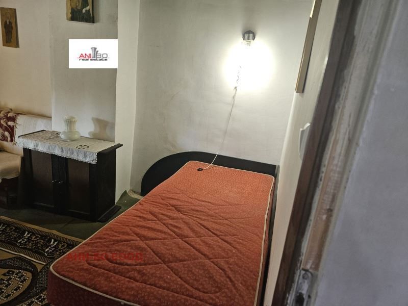 Дава се под наем Етаж от къща в Варна, м-т Траката - 75 кв.м за 510 € - Снимка #5
