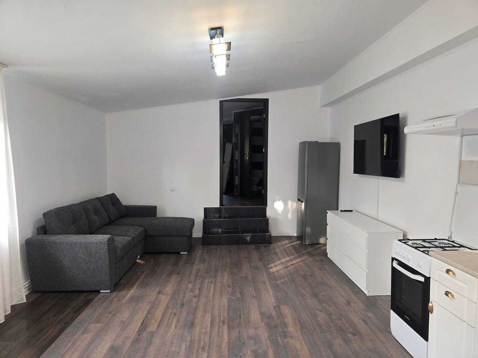 Casa de vanzare in Sararie