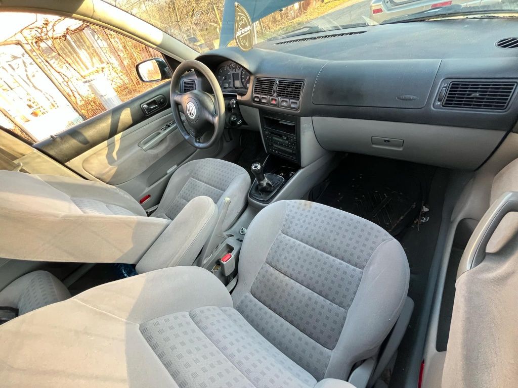 Golf 4 1.9 90к.с на части Много запазен