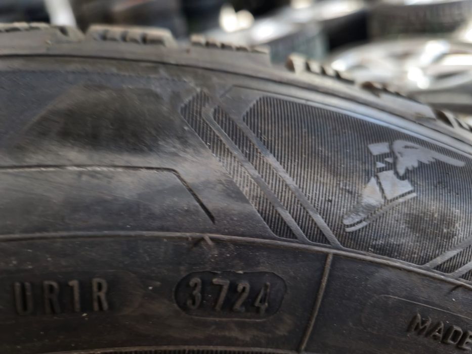 4 anvelope iarna Goodyear 205 60 16 ca și noi